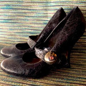 Steve Madden Luxe strap pump 8.5M